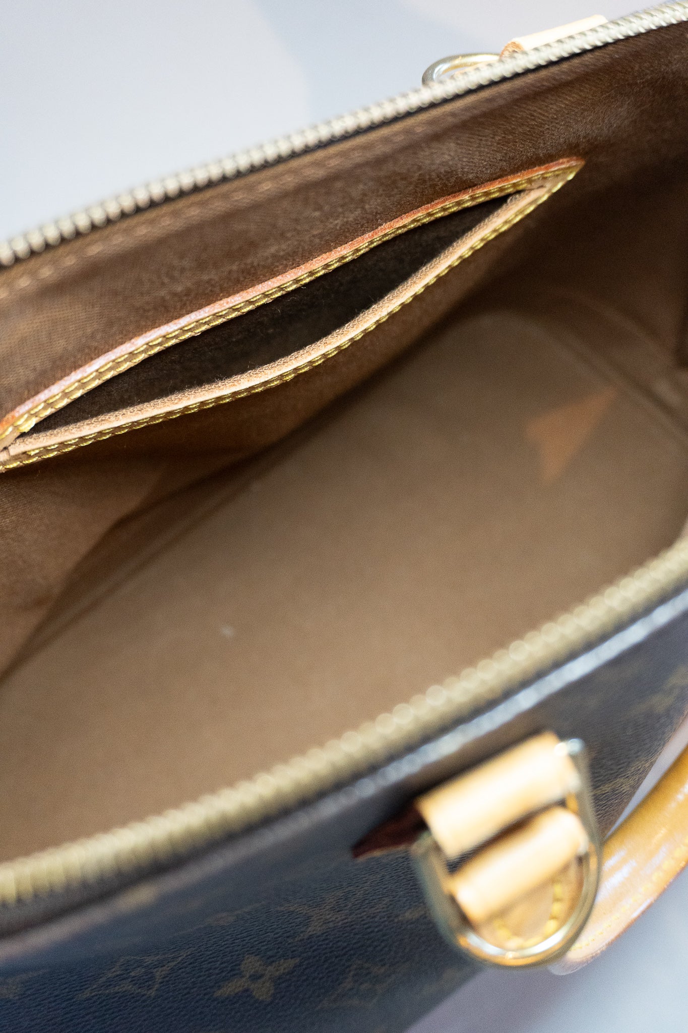 Louis Vuitton Alma PM